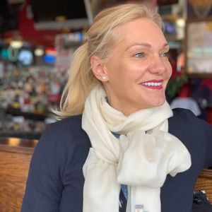 Meet your Posher, Maria